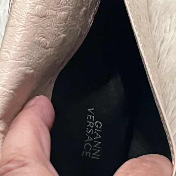 VERSACE Ostrich leather long light pink wallet - Picture 7 of 15